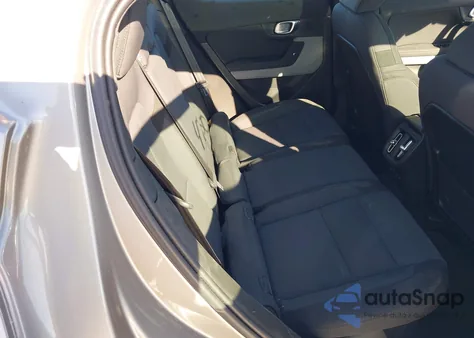 2021 Polestar 2 Launch Edition z USA, uszkodzony, nr VIN LPSED3KA2ML025450